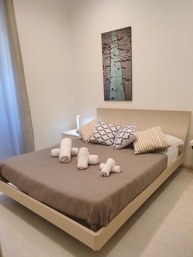 Flatinrome Navona *